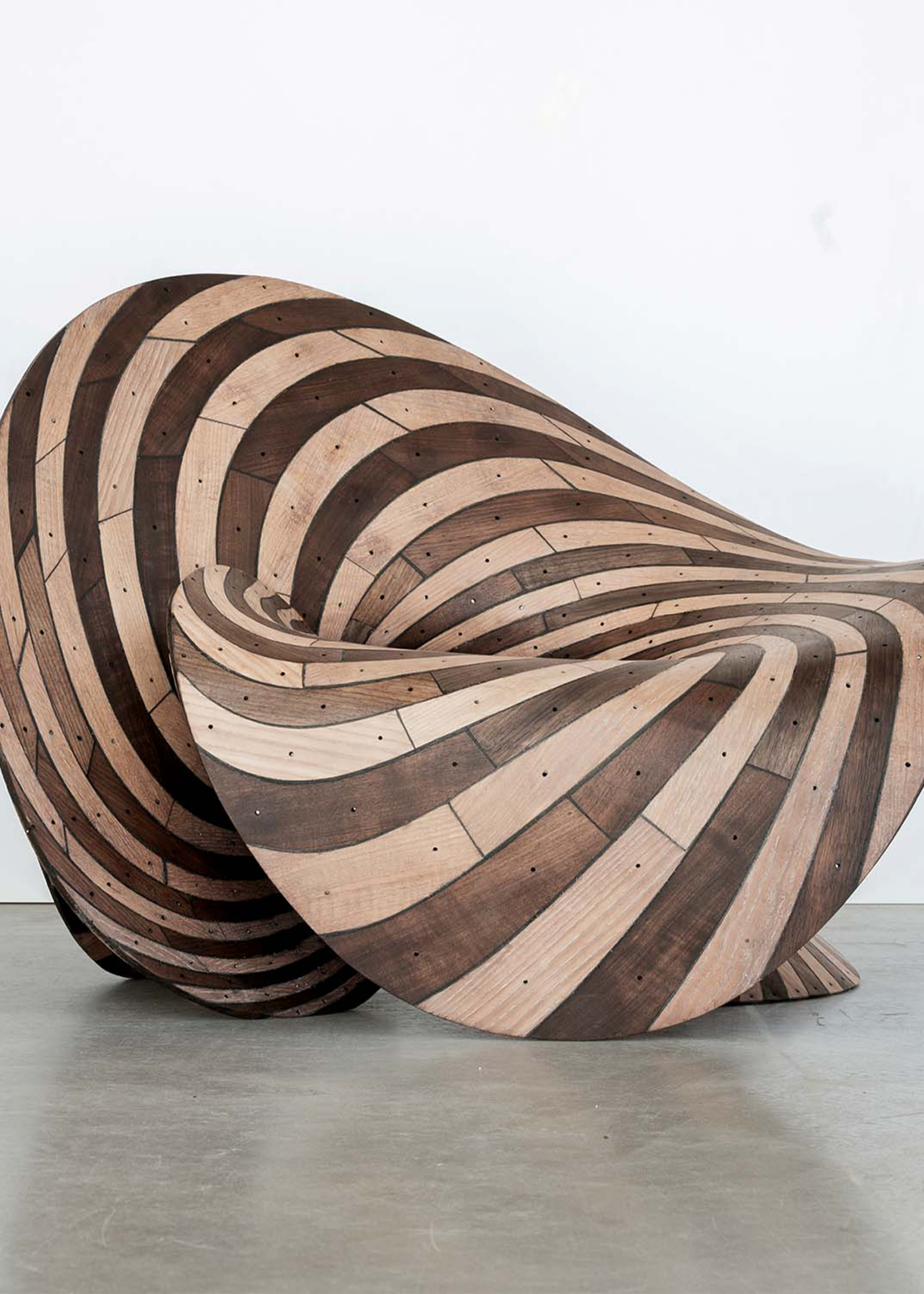 mobile-project-image_plyloop-chair-i